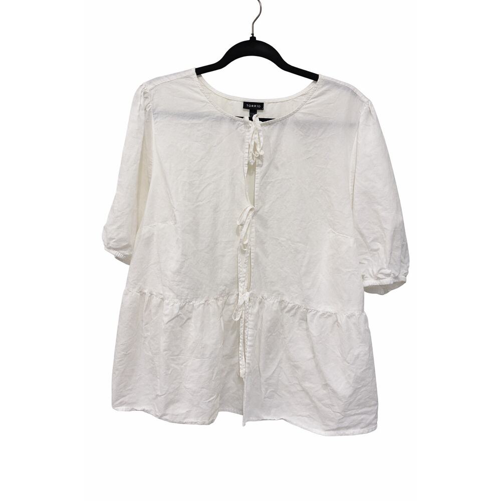 Torrid 1X White Cotton Babydoll Top Tie Front Peplum Boho Coastal Romantic